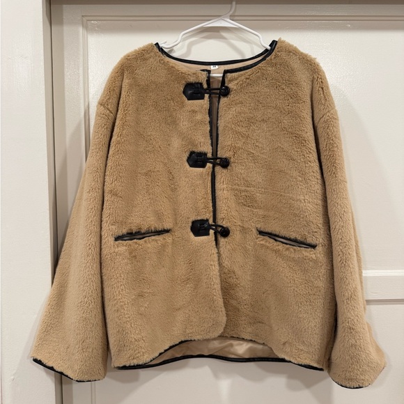 Commense Tan Teddy Jacket with Black Accents - Picture 4 of 4